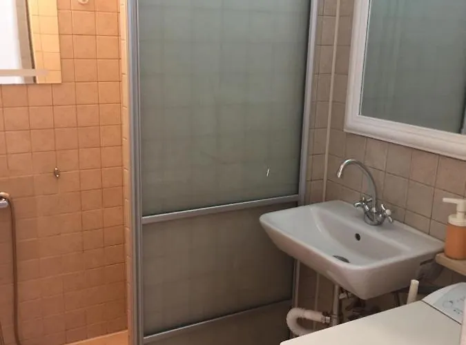 Button In Downtown * Szófia